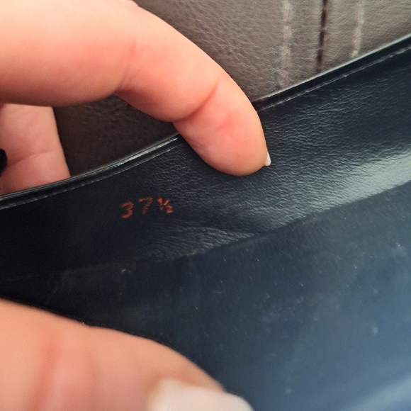 Prada Patent Leather Heels - Picture 6 of 13